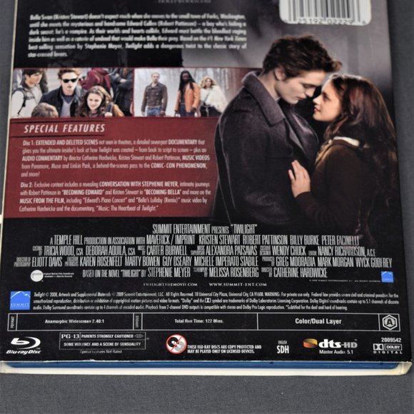 Twilight Saga Blu-ray DVD Movies 2009 2-Disc Deluxe Edition Excellent Pre-Owned - Picture 4 of 11